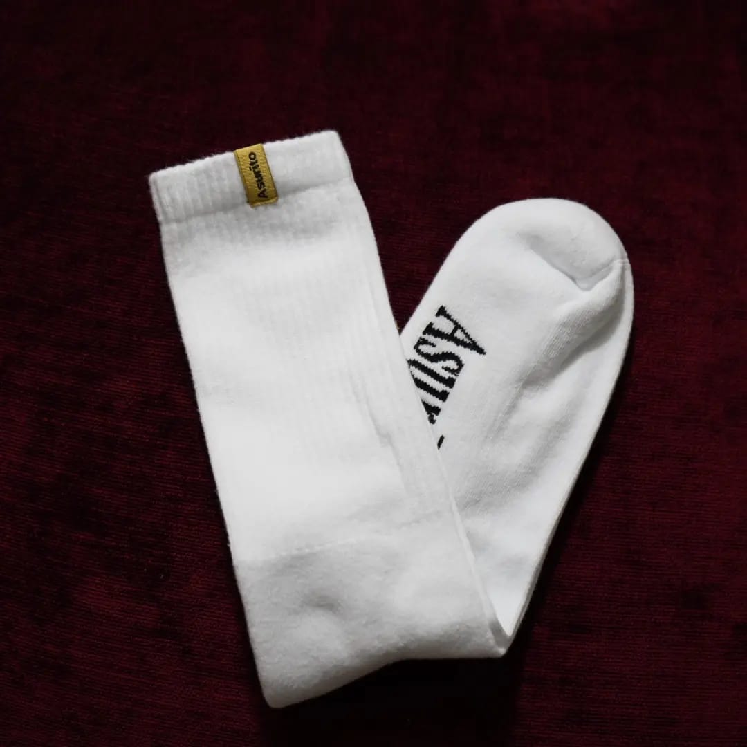 Asurito Socks — White